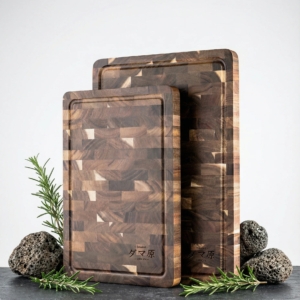 Artisan Cutting Board – Acacia Wood