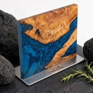 Magnetic Knife Stand in Stabilized Wood and Resin